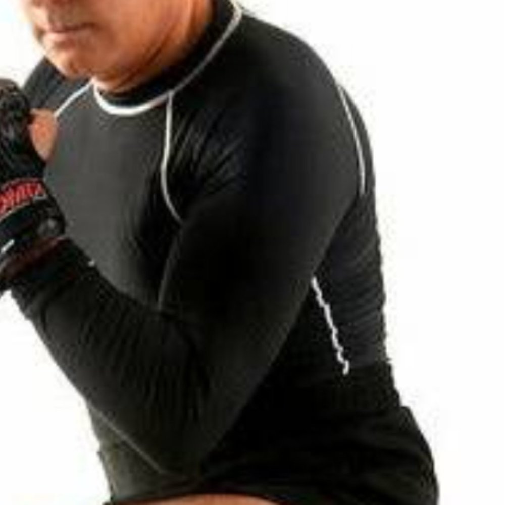 2 NWOT -Mens Otomix MMA Rash Guard Combat Shirts - Long Sleeve - Black Size L